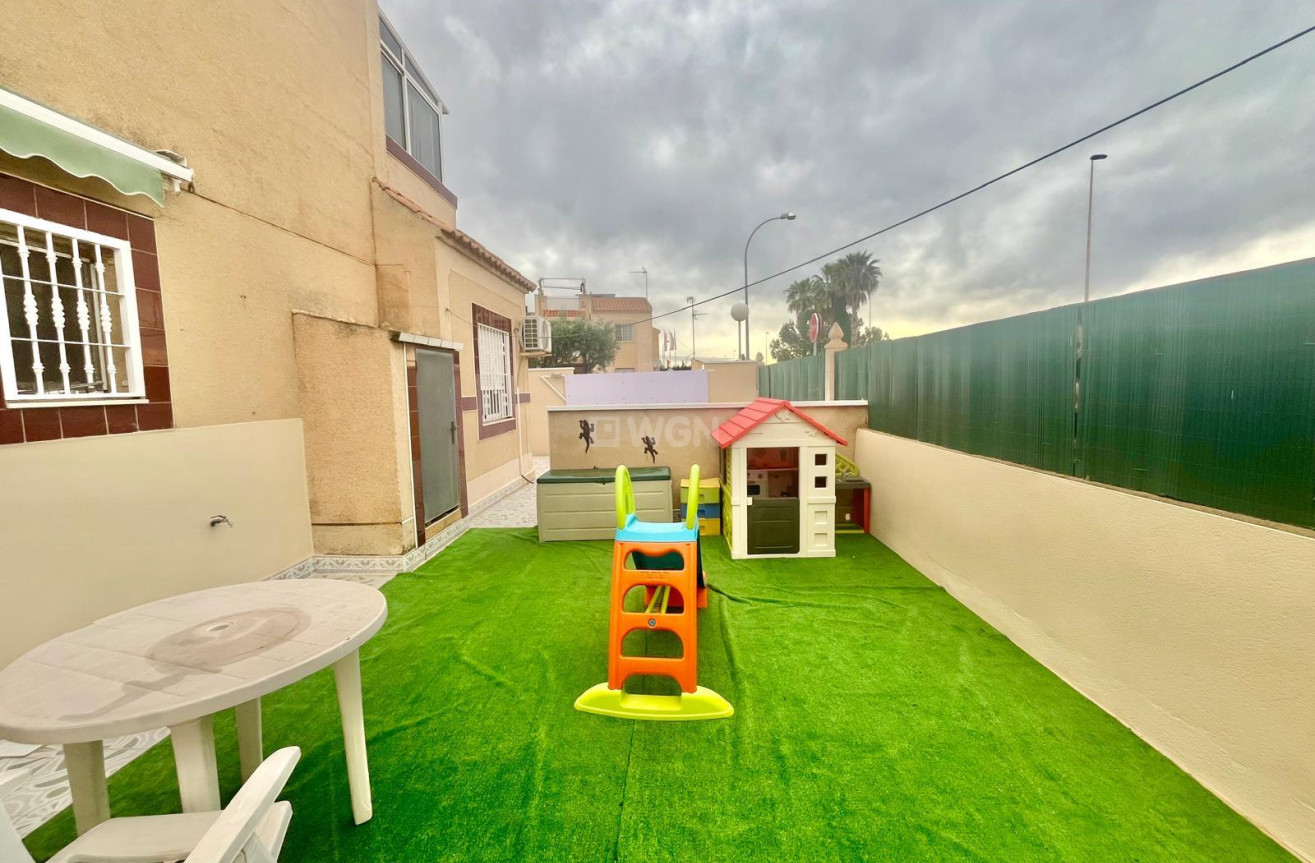Odsprzedaż - Bungalow - Torrevieja - Paraje Natural