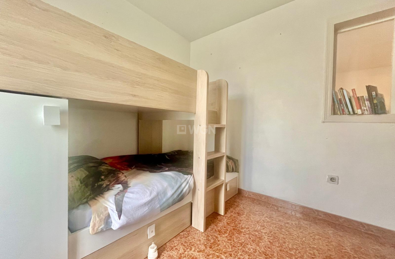 Odsprzedaż - Bungalow - Torrevieja - Paraje Natural