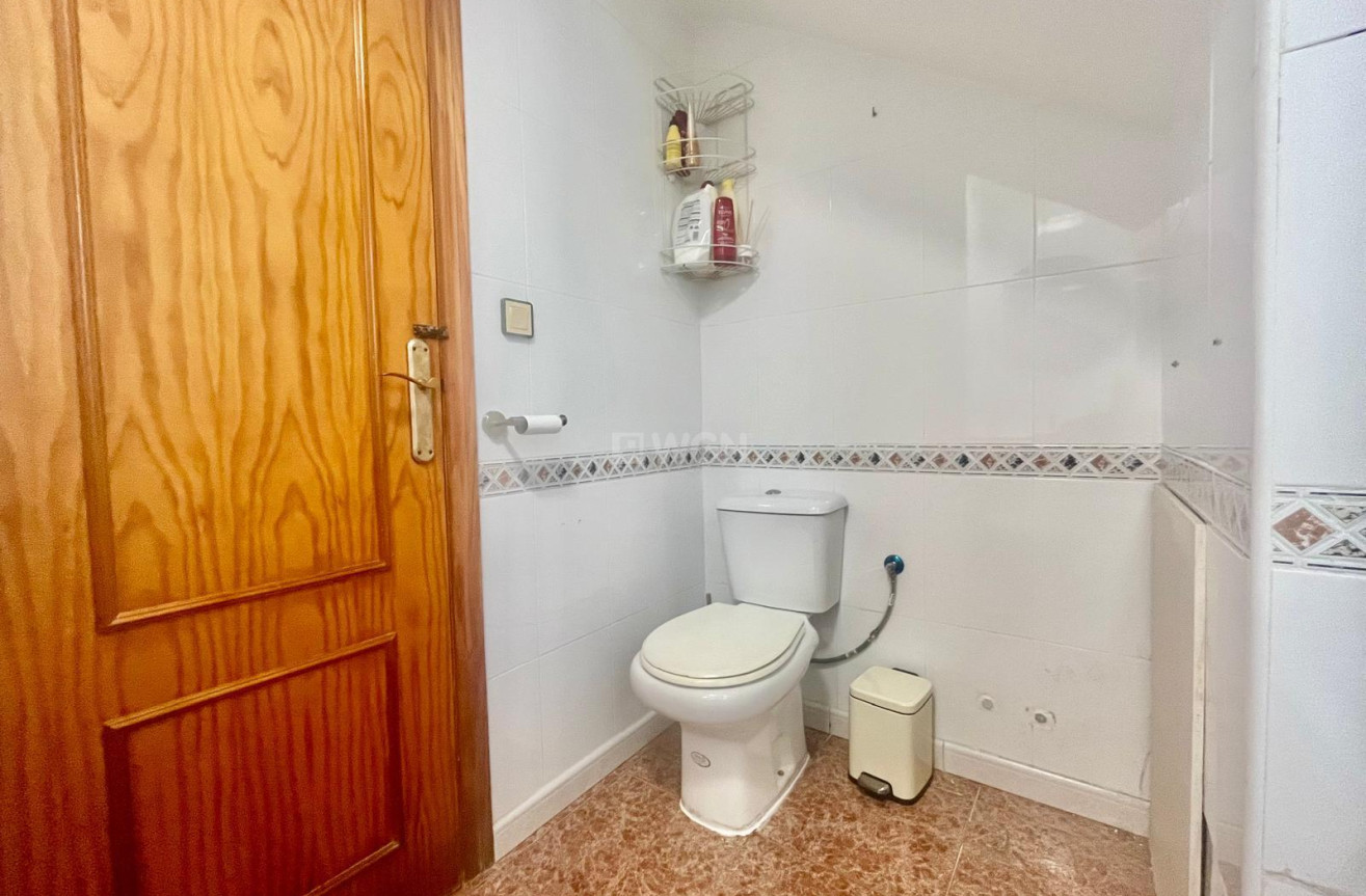 Odsprzedaż - Bungalow - Torrevieja - Paraje Natural