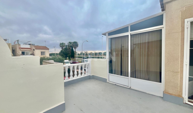 Odsprzedaż - Bungalow - Torrevieja - Paraje Natural