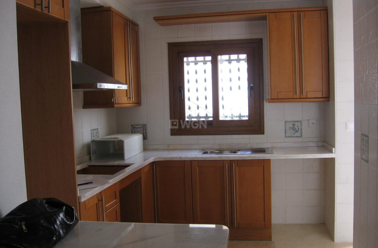 Odsprzedaż - Kamienica - Orihuela Costa - PAU 8