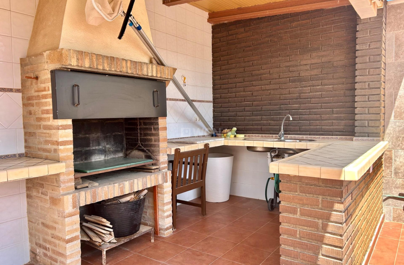 Odsprzedaż - Villa - Torrevieja - San Luis