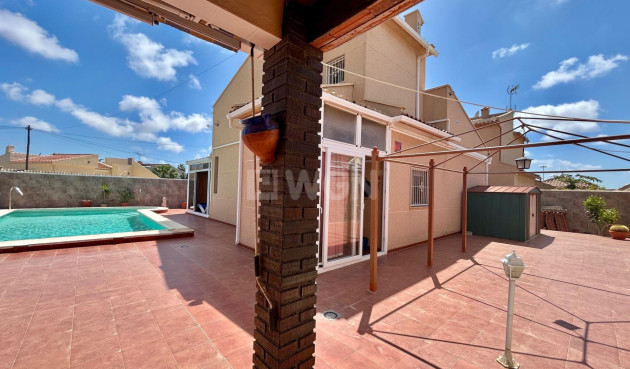 Odsprzedaż - Villa - Torrevieja - San Luis