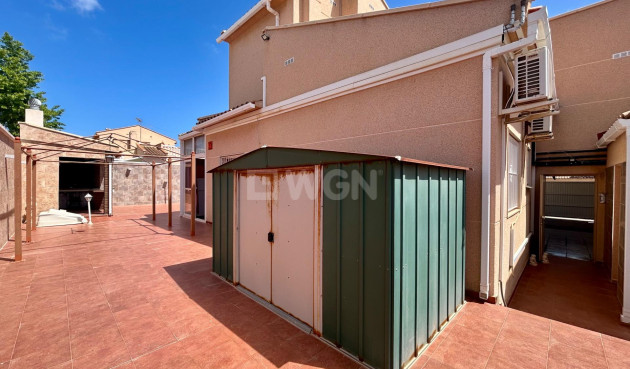 Odsprzedaż - Villa - Torrevieja - San Luis