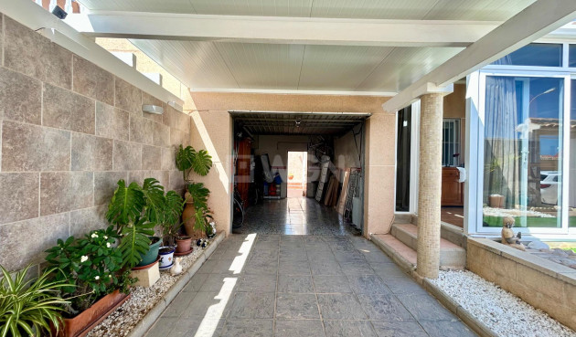 Odsprzedaż - Villa - Torrevieja - San Luis