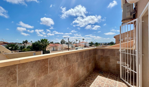 Odsprzedaż - Villa - Torrevieja - San Luis