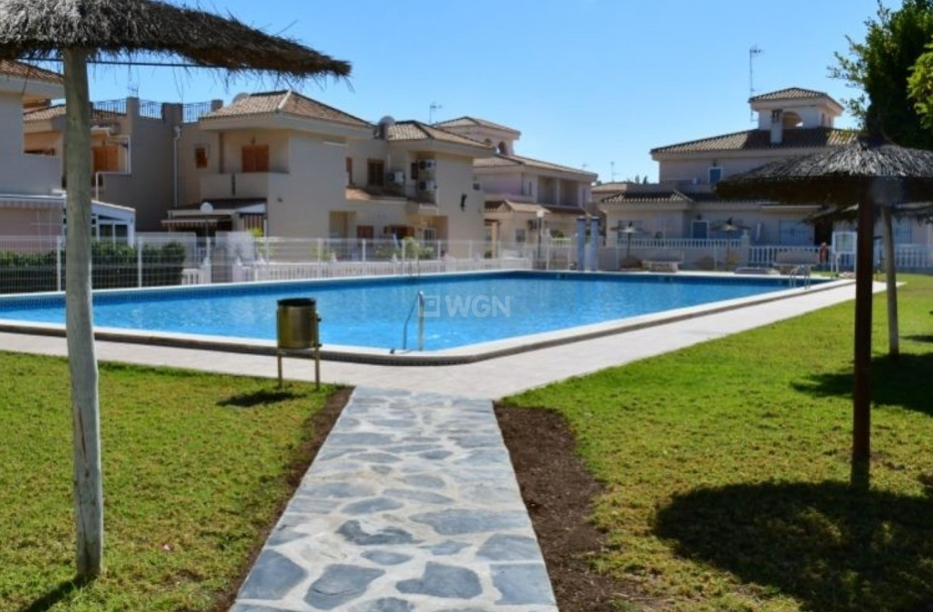 Odsprzedaż - Mieszkanie w bloku - Orihuela Costa - Costa Blanca