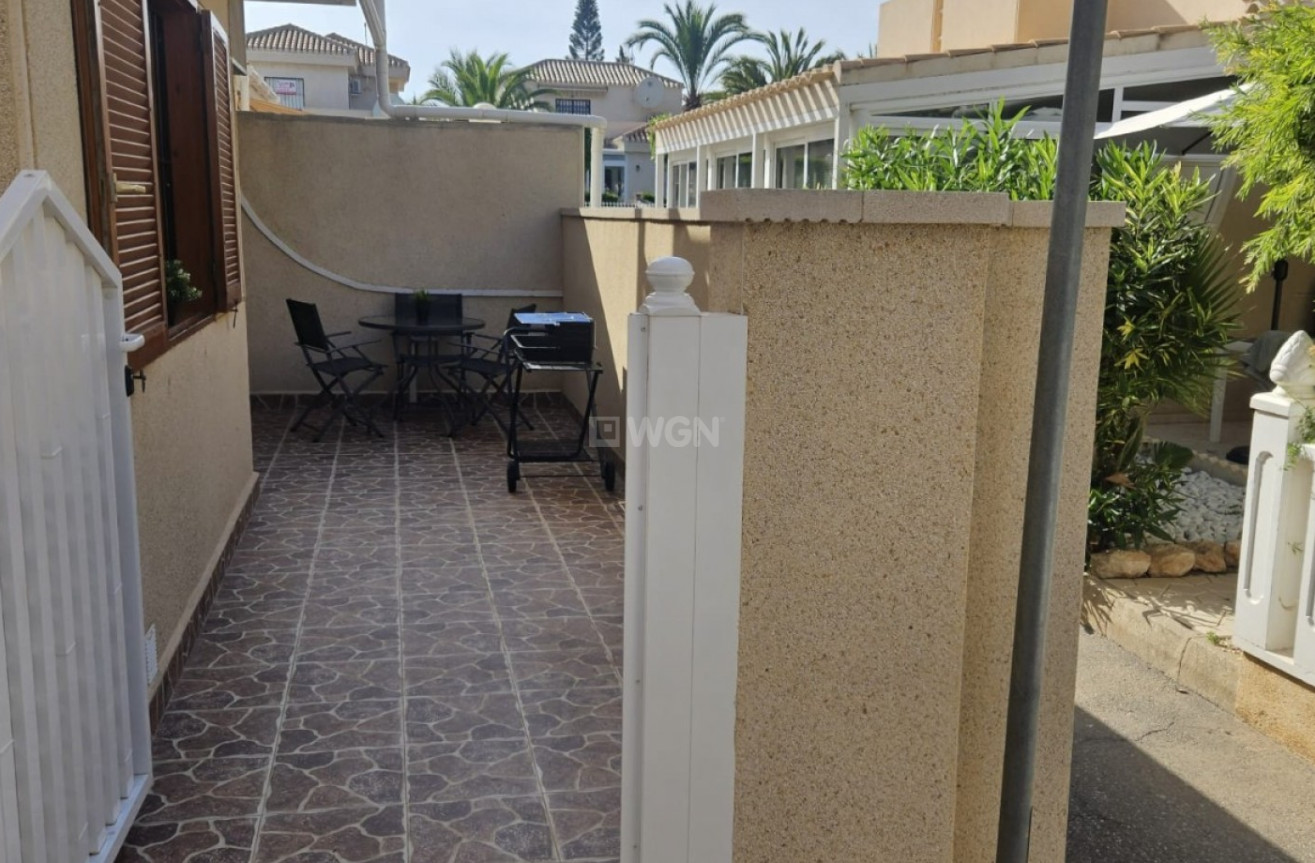 Odsprzedaż - Mieszkanie w bloku - Orihuela Costa - Costa Blanca