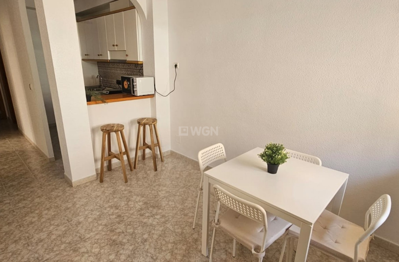 Odsprzedaż - Mieszkanie w bloku - Orihuela Costa - Costa Blanca