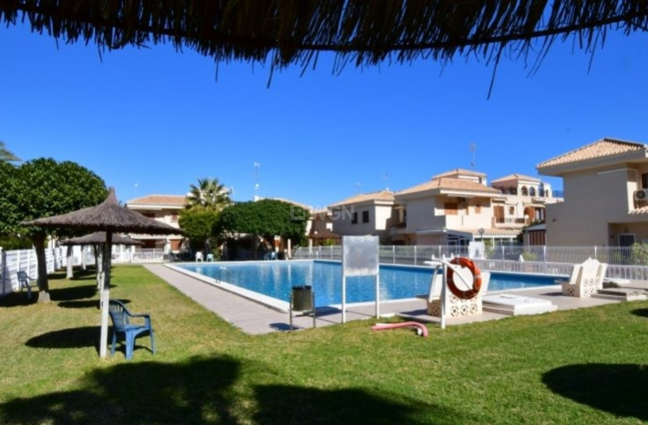 Odsprzedaż - Mieszkanie w bloku - Orihuela Costa - Costa Blanca
