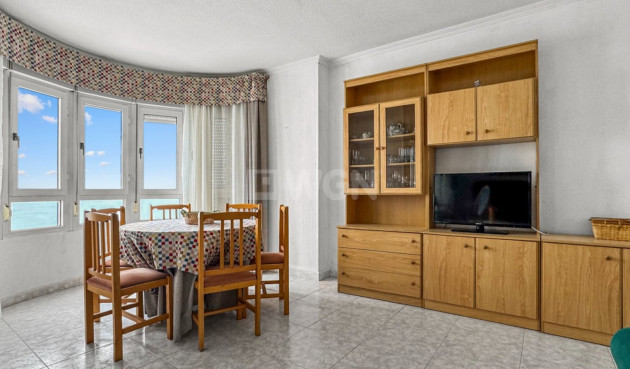 Odsprzedaż - Mieszkanie w bloku - Torrevieja - Costa Blanca