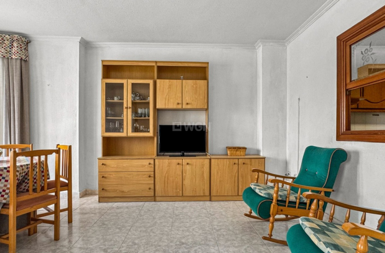 Odsprzedaż - Mieszkanie w bloku - Torrevieja - Costa Blanca