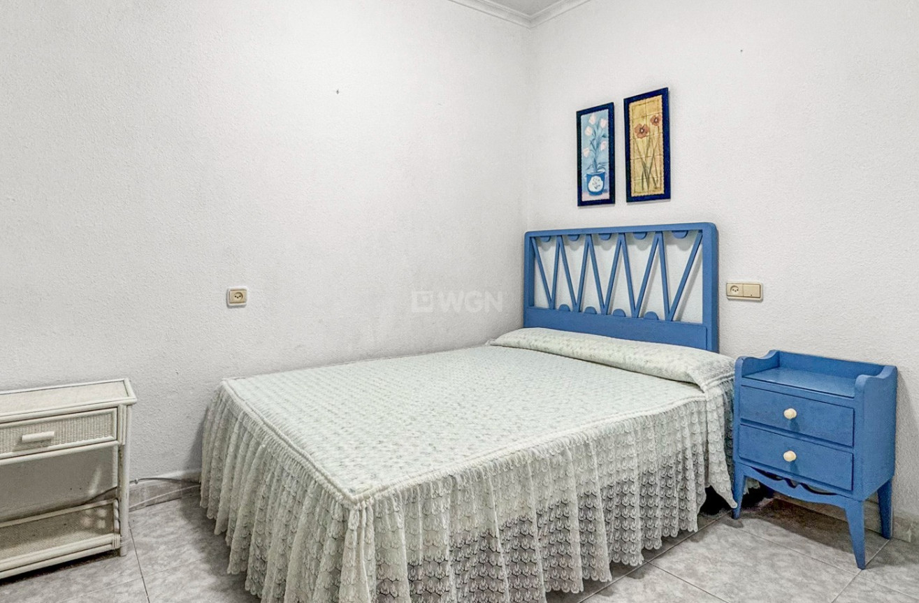 Odsprzedaż - Mieszkanie w bloku - Torrevieja - Costa Blanca