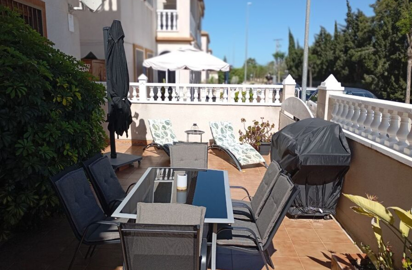 Odsprzedaż - Mieszkanie w bloku - Daya Vieja - Costa Blanca
