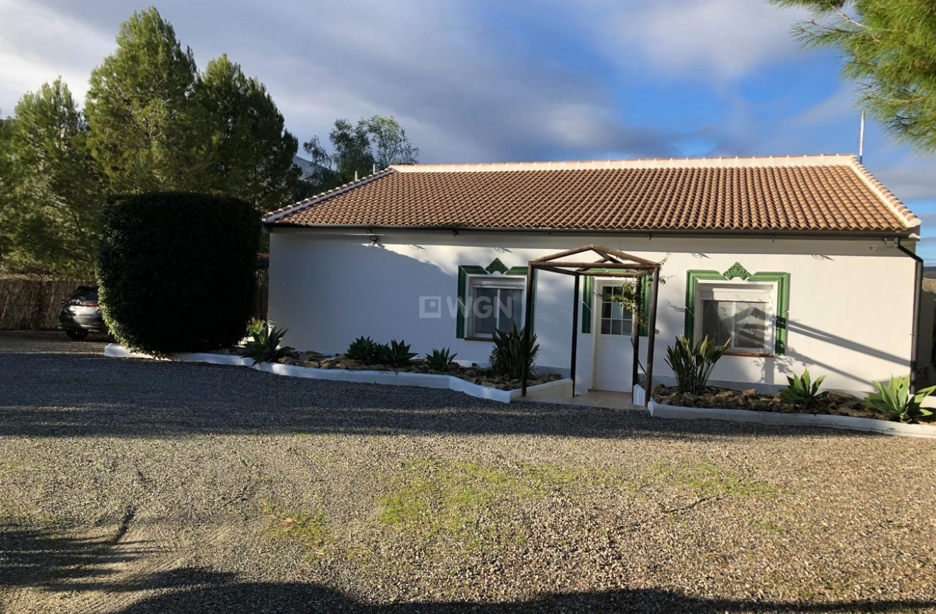 Odsprzedaż - Villa - Valle de Abdalajis - Inland
