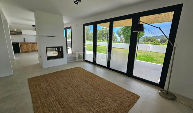 Odsprzedaż - Villa - Jávea - Costa Blanca