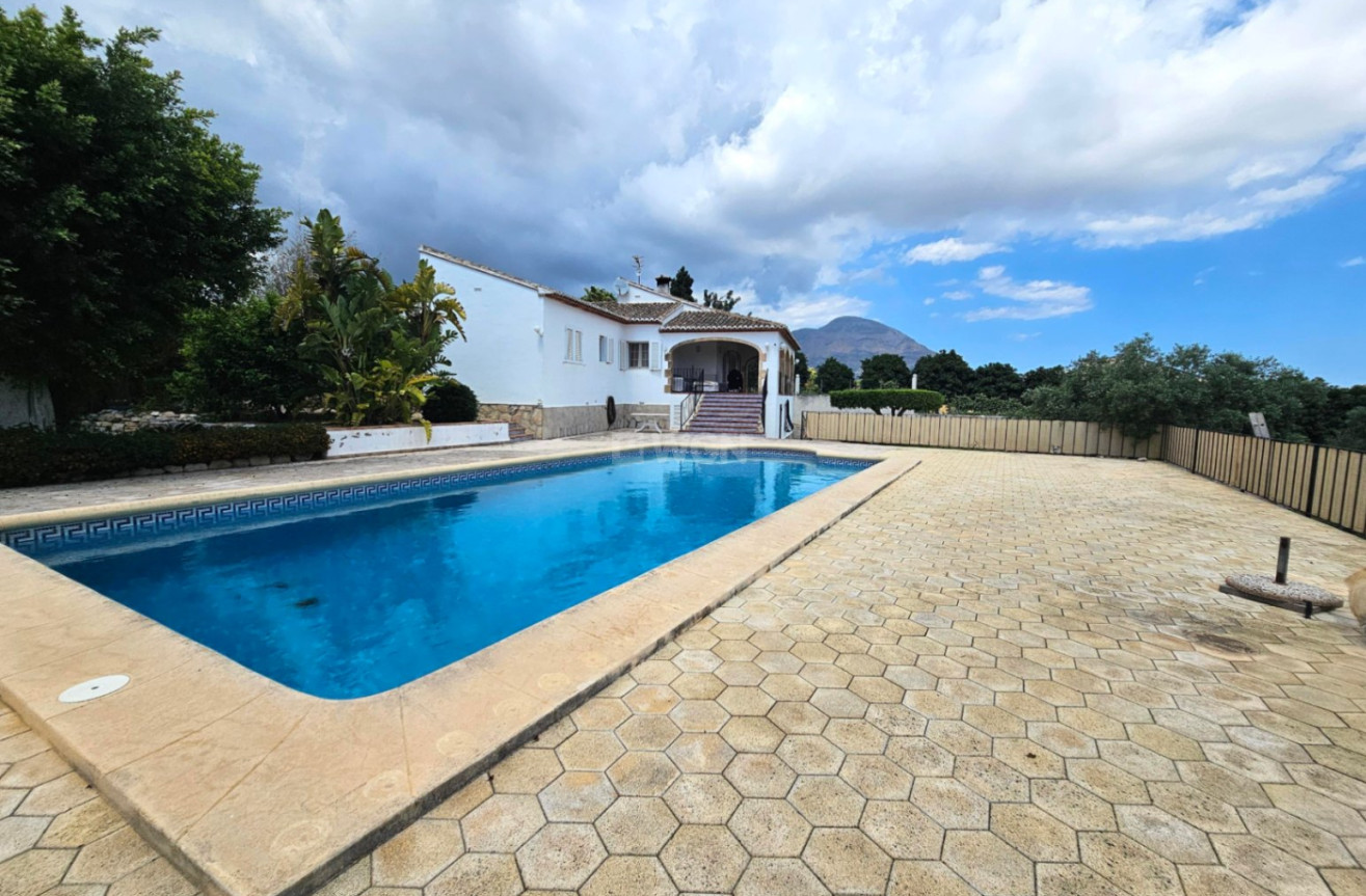 Odsprzedaż - Villa - Jávea - Costa Blanca