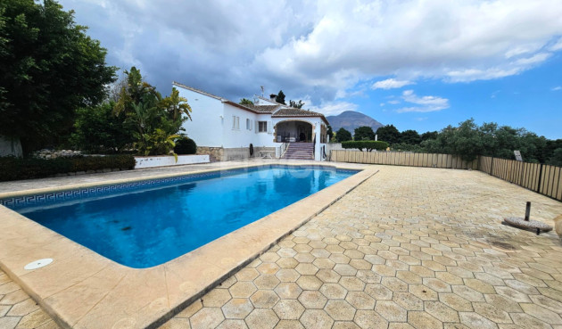 Odsprzedaż - Villa - Jávea - Costa Blanca