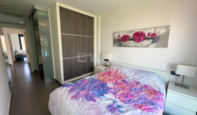 Odsprzedaż - Mieszkanie w bloku - La Zenia - Costa Blanca