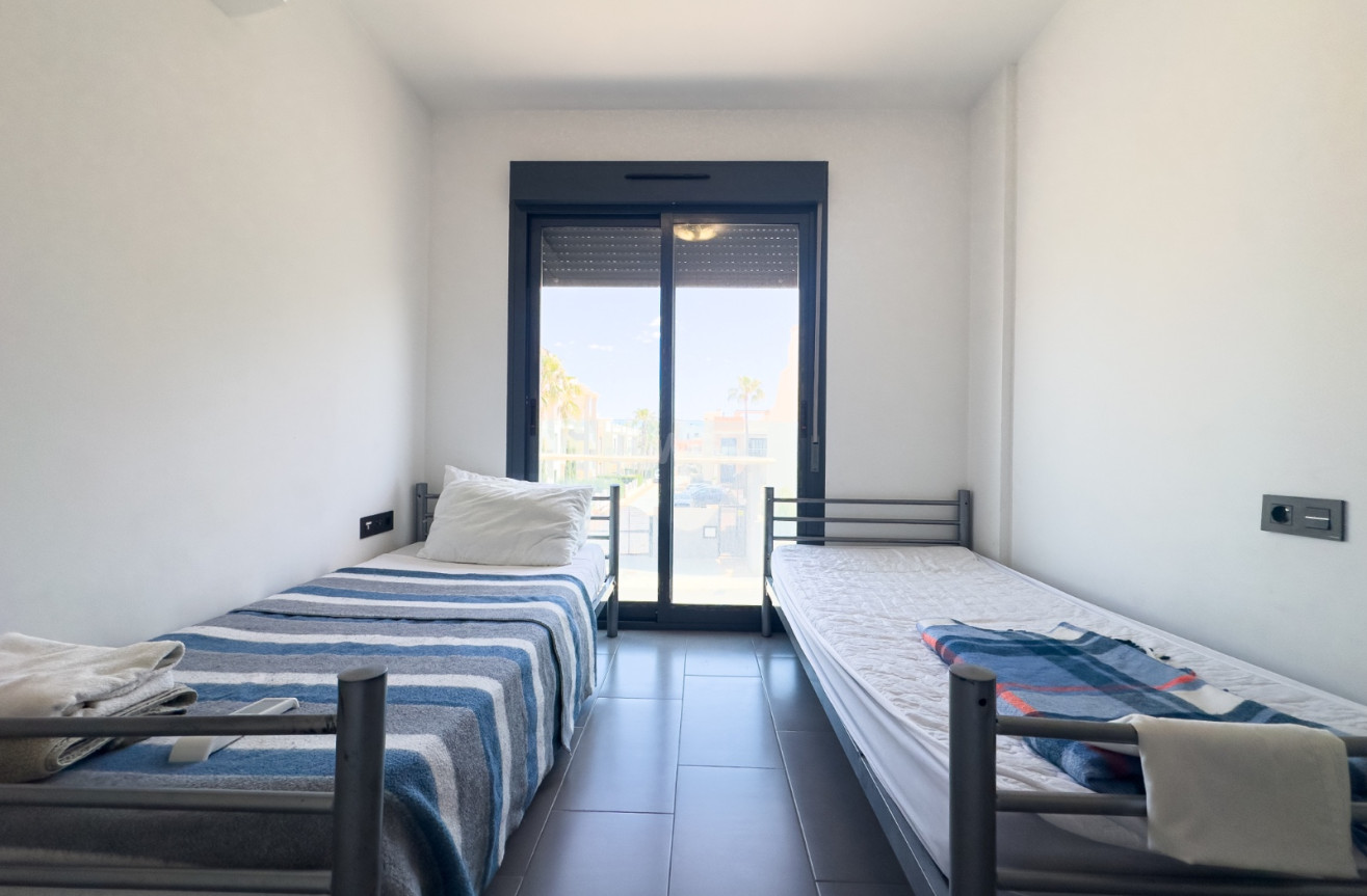 Odsprzedaż - Mieszkanie w bloku - La Zenia - Costa Blanca