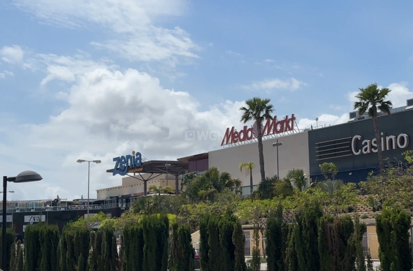 Odsprzedaż - Mieszkanie w bloku - La Zenia - Costa Blanca