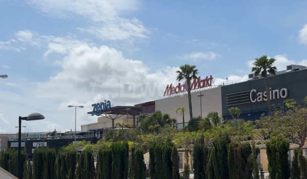 Odsprzedaż - Mieszkanie w bloku - La Zenia - Costa Blanca