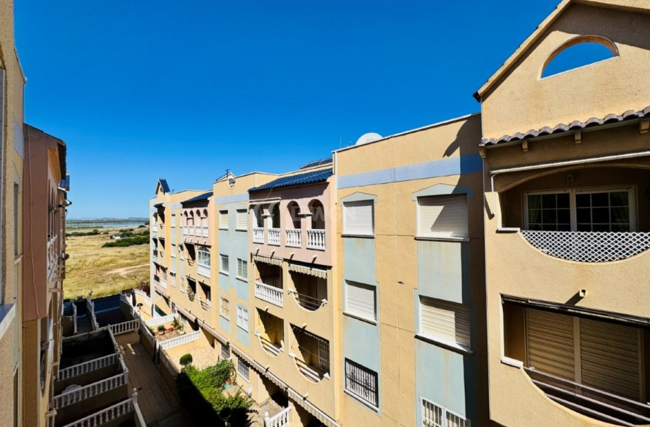 Odsprzedaż - Mieszkanie w bloku - La Mata - Costa Blanca
