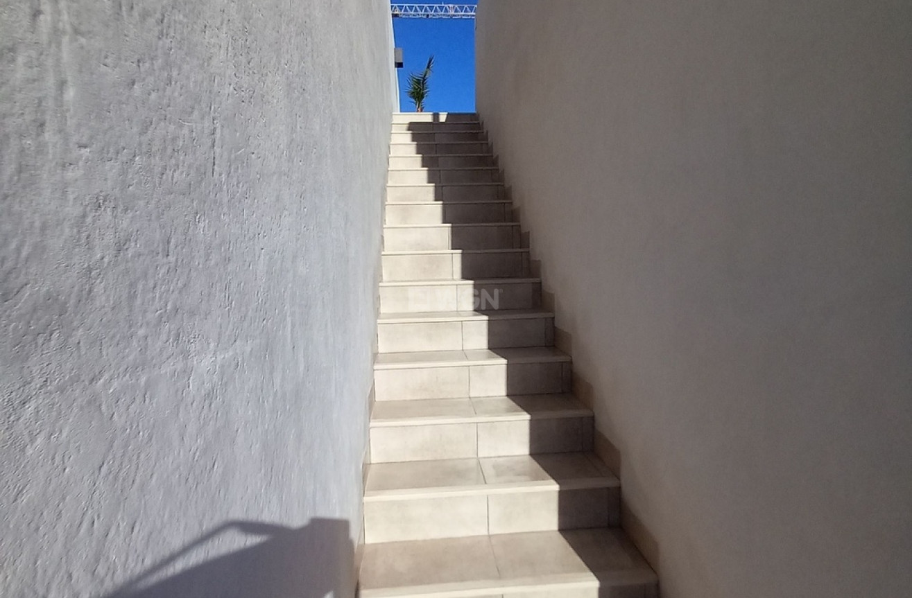 Odsprzedaż - Daszek - San Miguel de Salinas - Costa Blanca