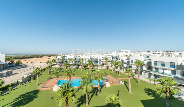 Odsprzedaż - Mieszkanie w bloku - El Raso - Costa Blanca