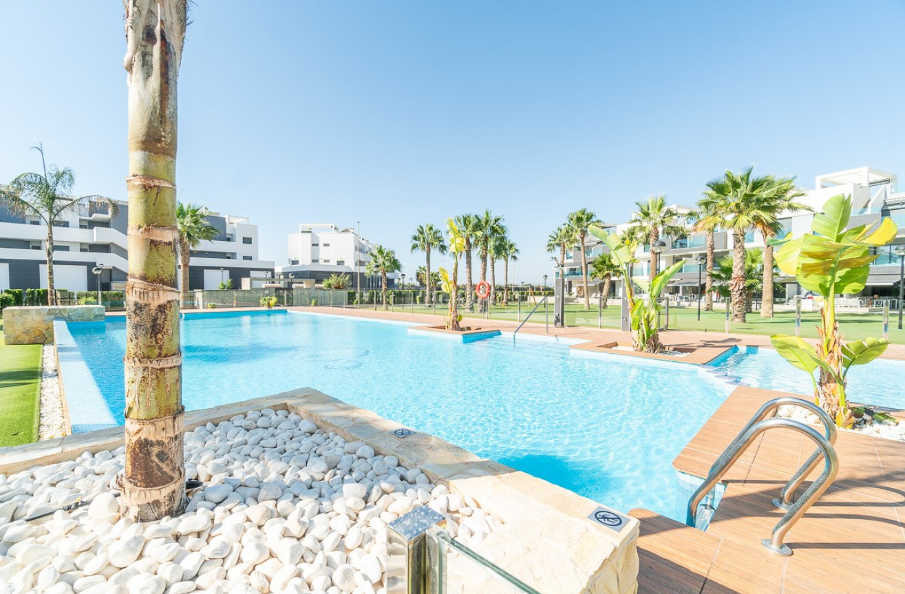 Odsprzedaż - Mieszkanie w bloku - El Raso - Costa Blanca