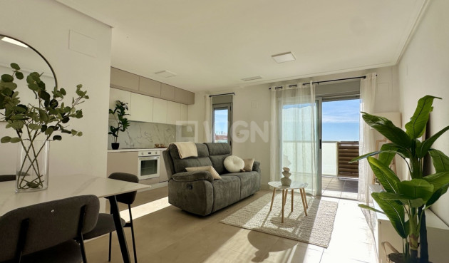 Odsprzedaż - Mieszkanie w bloku - Torrevieja - Costa Blanca