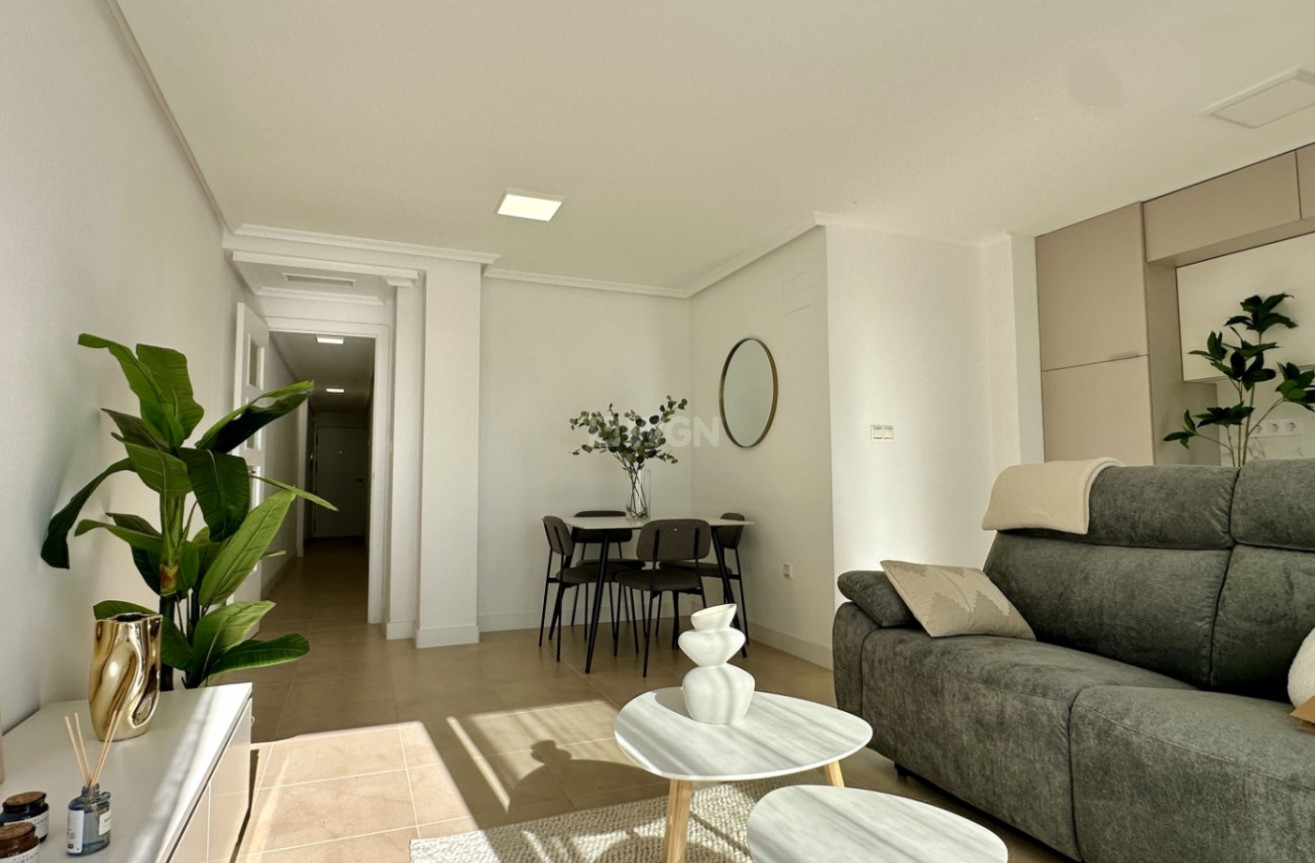 Odsprzedaż - Mieszkanie w bloku - Torrevieja - Costa Blanca