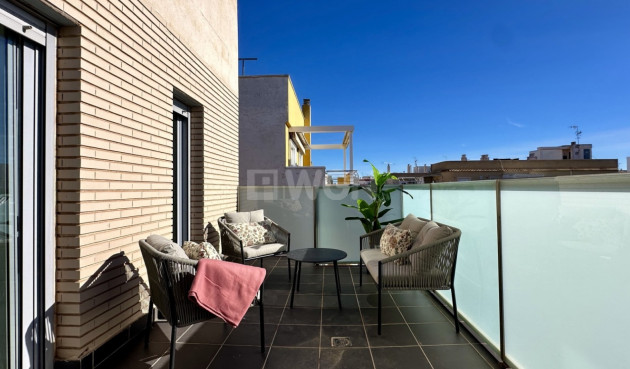 Odsprzedaż - Mieszkanie w bloku - Torrevieja - Costa Blanca