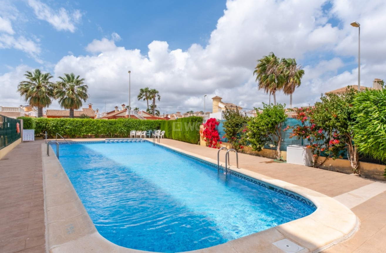 Odsprzedaż - Mieszkanie w bloku - Orihuela Costa - Costa Blanca