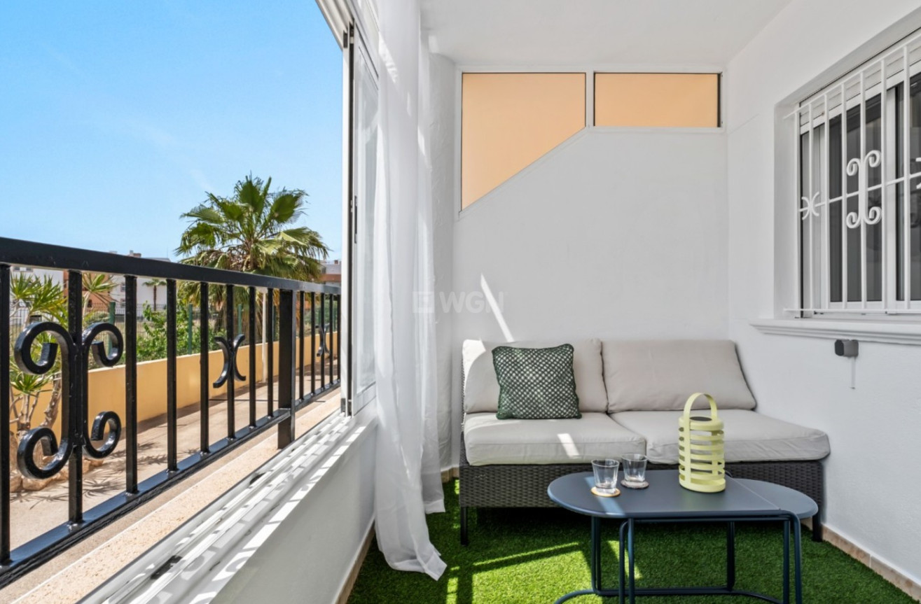 Odsprzedaż - Mieszkanie w bloku - Orihuela Costa - Costa Blanca