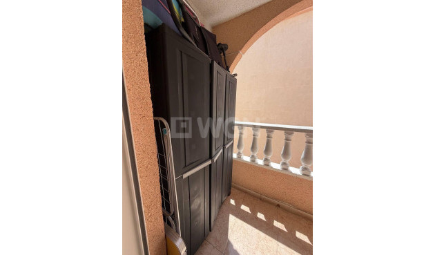 Odsprzedaż - Mieszkanie w bloku - Torrevieja - Centro