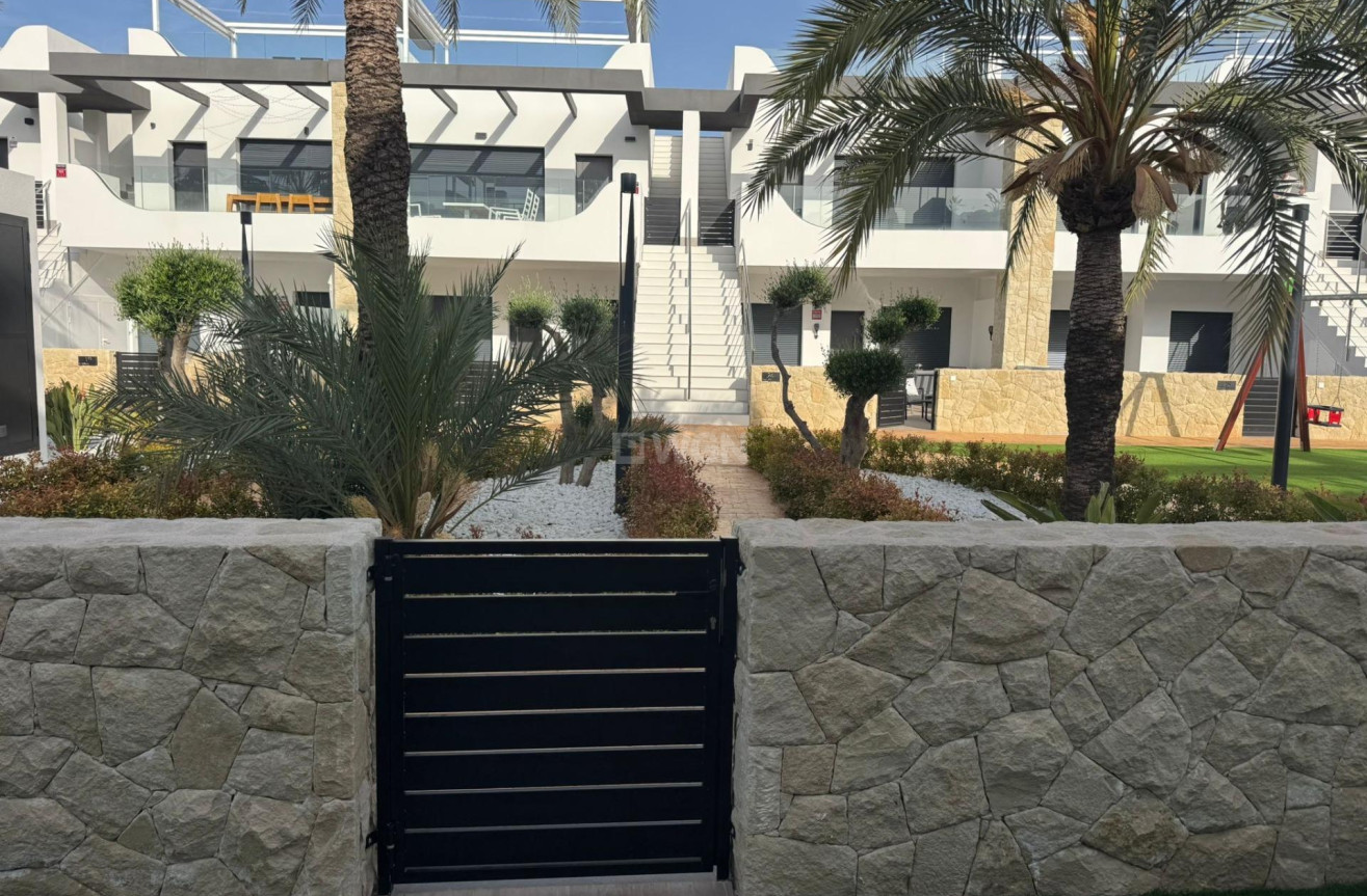 Odsprzedaż - Mieszkanie w bloku - Orihuela Costa - Rocio Del Mar