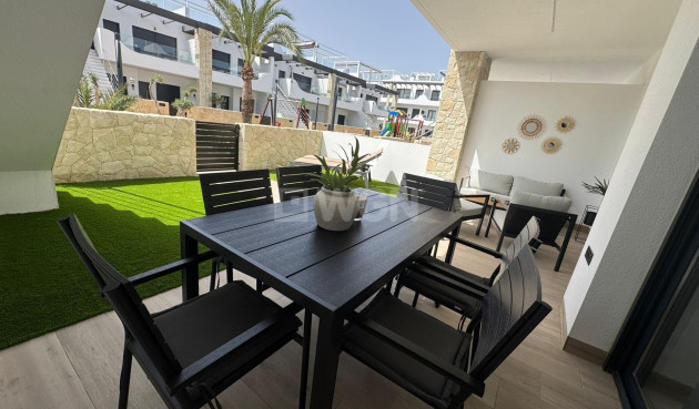 Odsprzedaż - Mieszkanie w bloku - Orihuela Costa - Rocio Del Mar