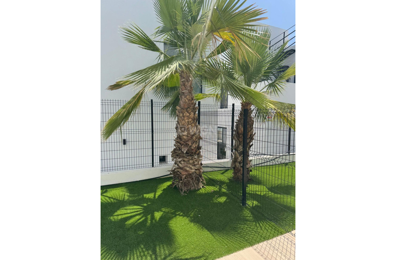 Odsprzedaż - Mieszkanie w bloku - Orihuela Costa - Rocio Del Mar