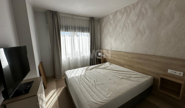 Odsprzedaż - Mieszkanie w bloku - Marbella - Lomas De Rio Verde