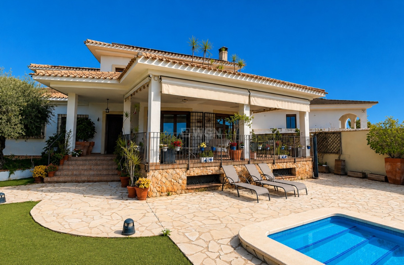 Odsprzedaż - Villa - Dehesa de Campoamor - Costa Blanca