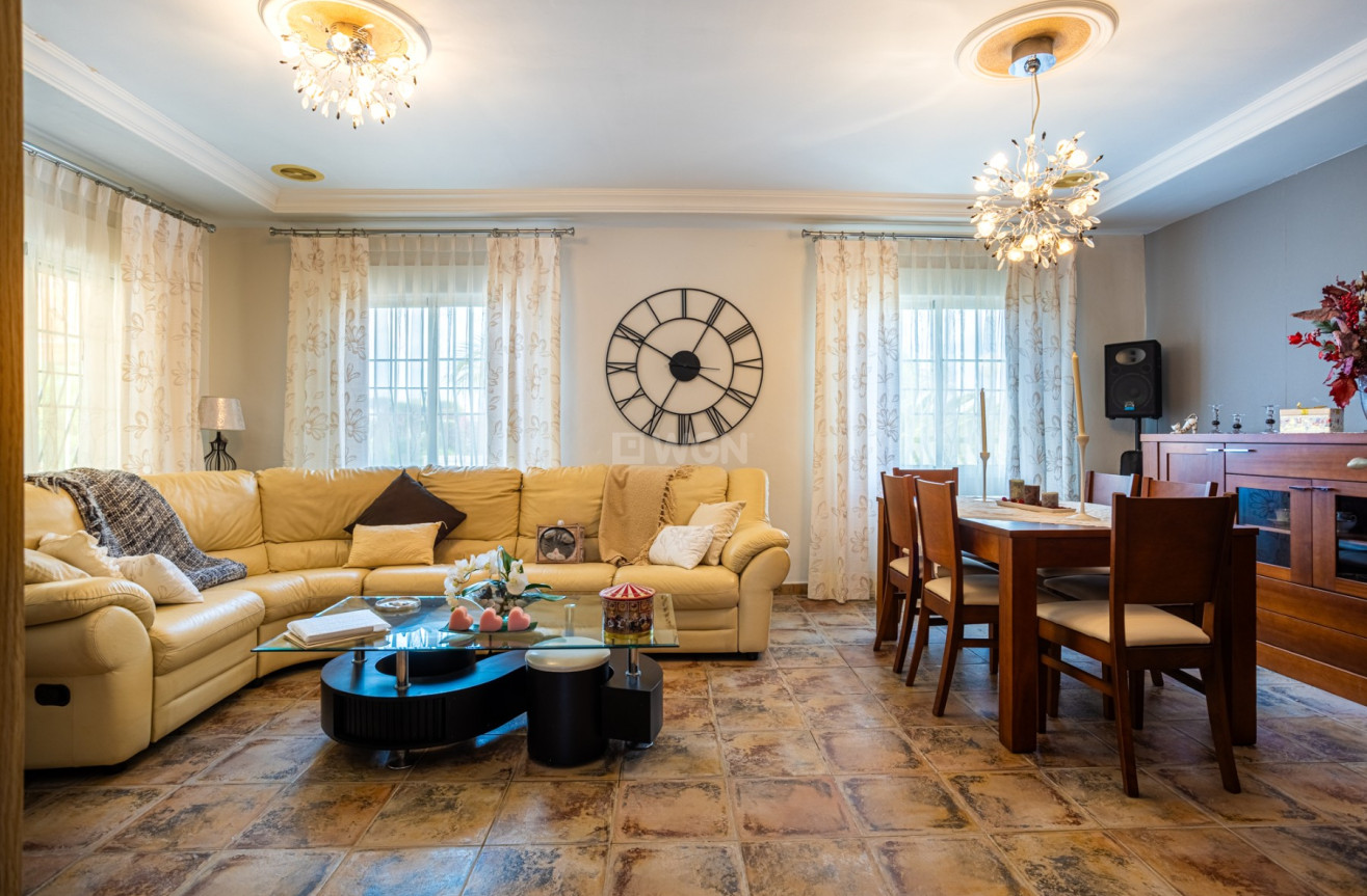 Odsprzedaż - Villa - Elche - Costa Blanca