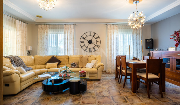 Odsprzedaż - Villa - Elche - Costa Blanca