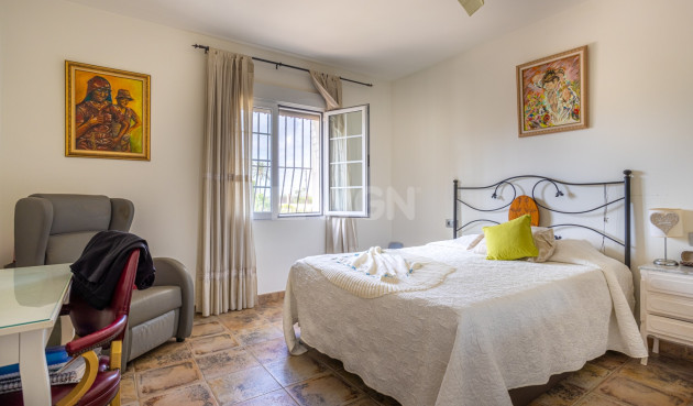 Odsprzedaż - Villa - Elche - Costa Blanca