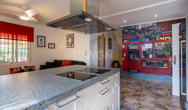 Odsprzedaż - Villa - Elche - Costa Blanca