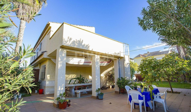 Odsprzedaż - Villa - La Manga del Mar Menor - Playa De Las Gaviotas-el Pedrucho
