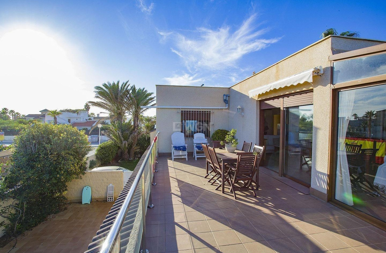Odsprzedaż - Villa - La Manga del Mar Menor - Playa De Las Gaviotas-el Pedrucho