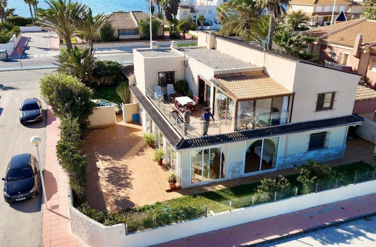Odsprzedaż - Villa - La Manga del Mar Menor - Playa De Las Gaviotas-el Pedrucho