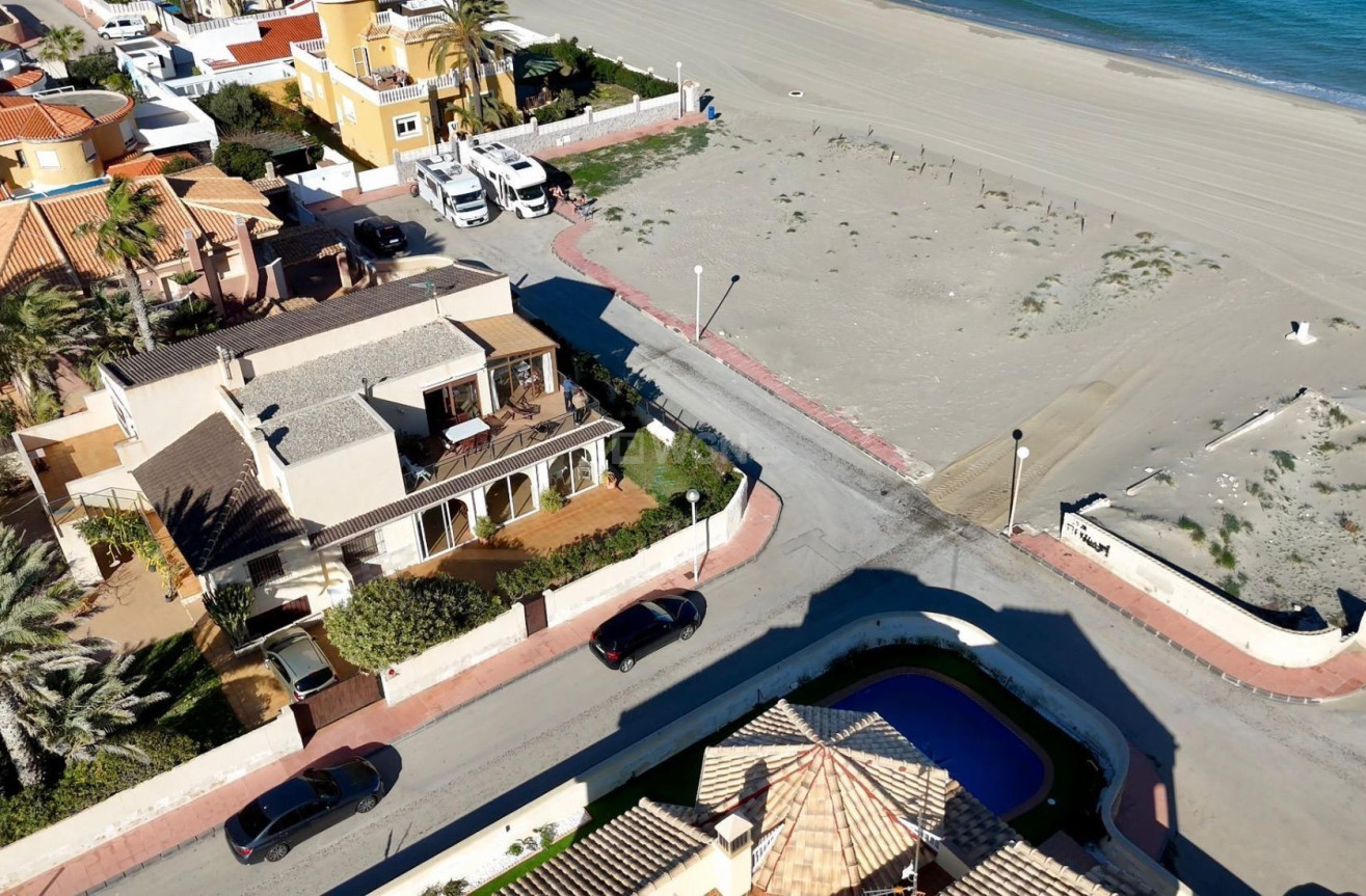 Odsprzedaż - Villa - La Manga del Mar Menor - Playa De Las Gaviotas-el Pedrucho