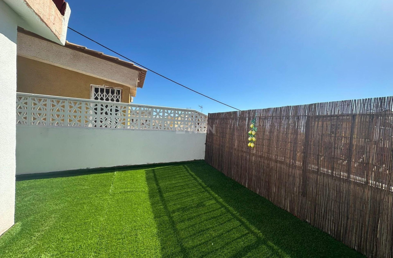 Odsprzedaż - Kamienica - Torrevieja - Cabo Cervera